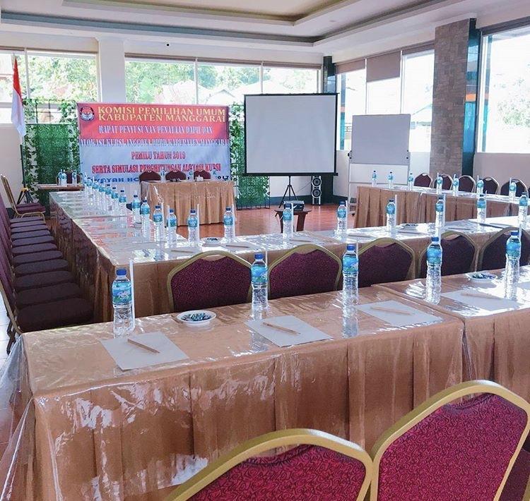 Revayah Hotels Ruteng Luaran gambar