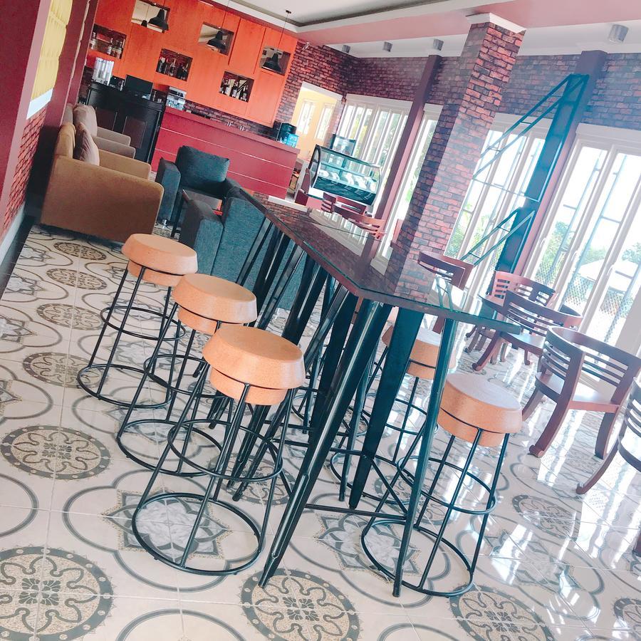 Revayah Hotels Ruteng Luaran gambar