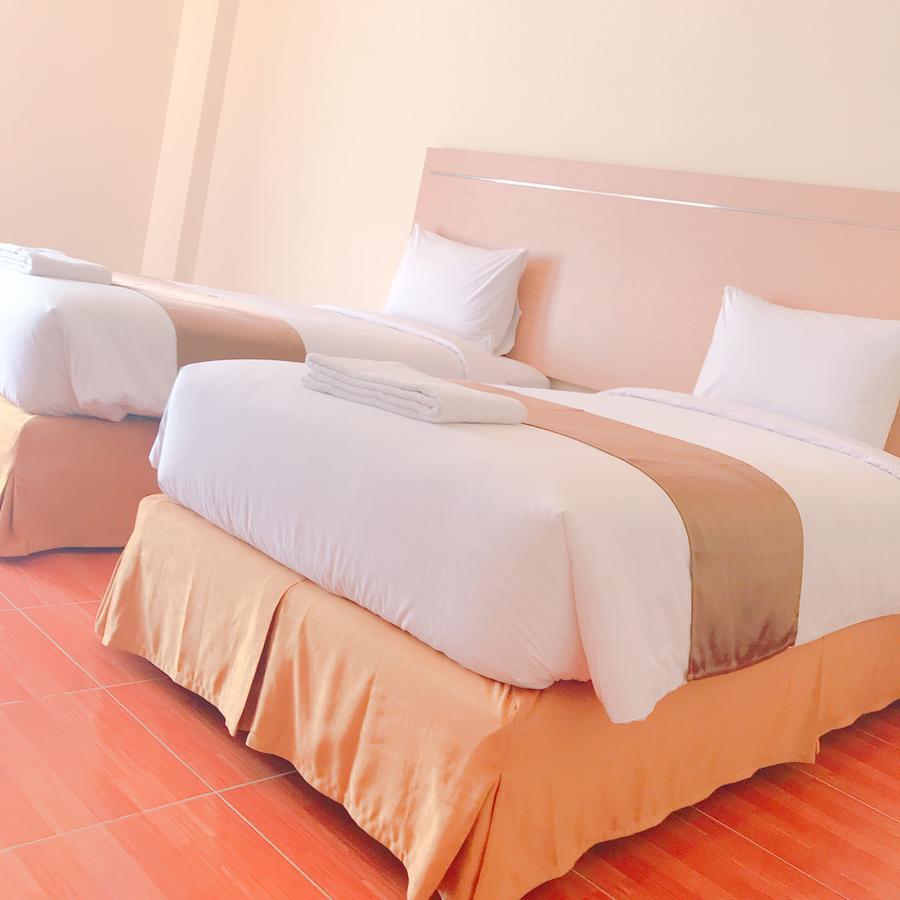 Revayah Hotels Ruteng Luaran gambar