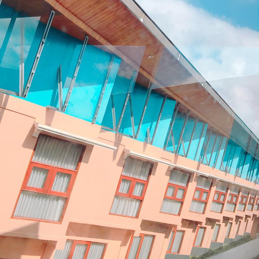 Revayah Hotels Ruteng Luaran gambar