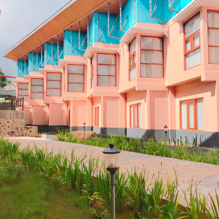 Revayah Hotels Ruteng Luaran gambar